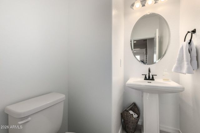 18042 W JONES Avenue, Goodyear, AZ 85338