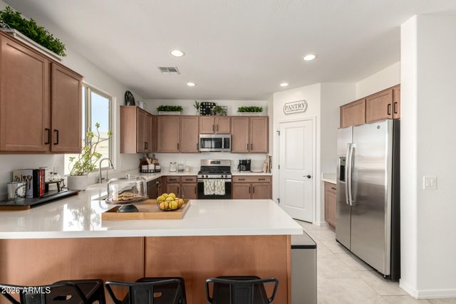 18042 W JONES Avenue, Goodyear, AZ 85338