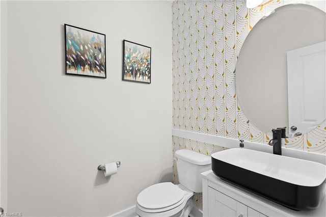 1425 Blooming Mountain Way, Kernersville, NC 27284