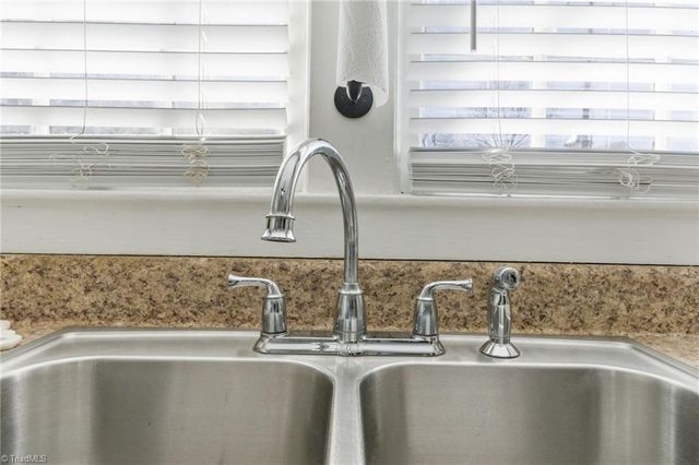 15 Church Street, Thomasville, NC 27360