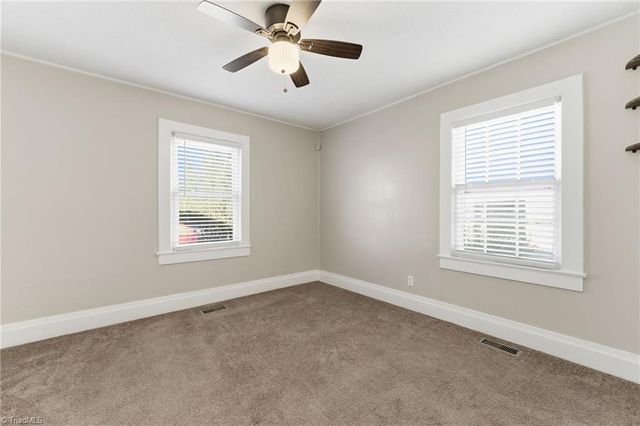 15 Church Street, Thomasville, NC 27360