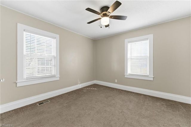 15 Church Street, Thomasville, NC 27360