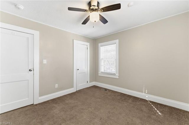 15 Church Street, Thomasville, NC 27360