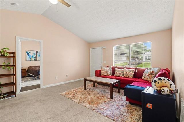 9396 Highland Ridge, Jonesboro, GA 30238