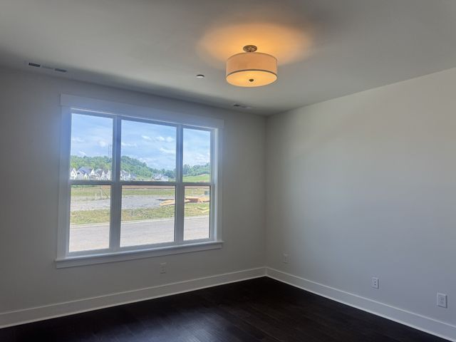 2088 Conductor Ln, Thompsons Station, TN 37179