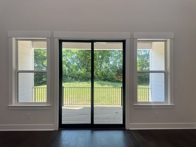 2088 Conductor Ln, Thompsons Station, TN 37179