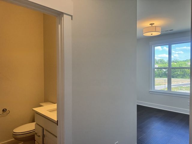 2088 Conductor Ln, Thompsons Station, TN 37179