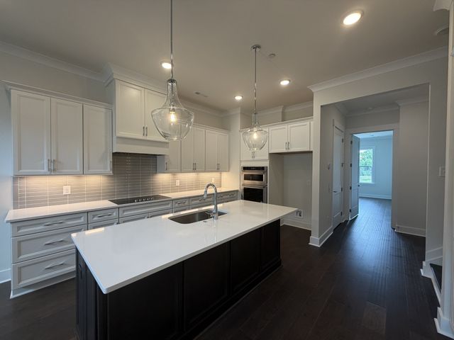 2088 Conductor Ln, Thompsons Station, TN 37179