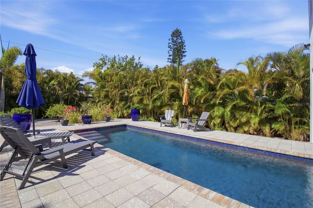 1912 RIVERSIDE DRIVE E, Bradenton, FL 34208