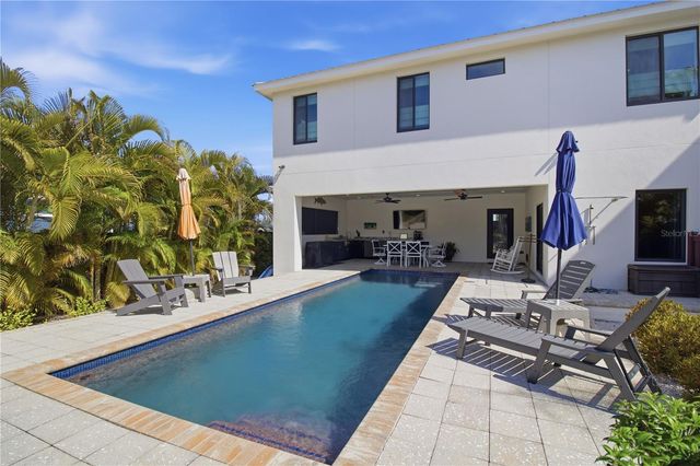 1912 RIVERSIDE DRIVE E, Bradenton, FL 34208