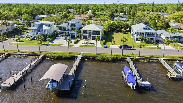 1912 RIVERSIDE DRIVE E, Bradenton, FL 34208