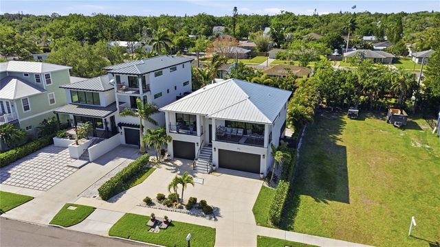 1912 RIVERSIDE DRIVE E, Bradenton, FL 34208
