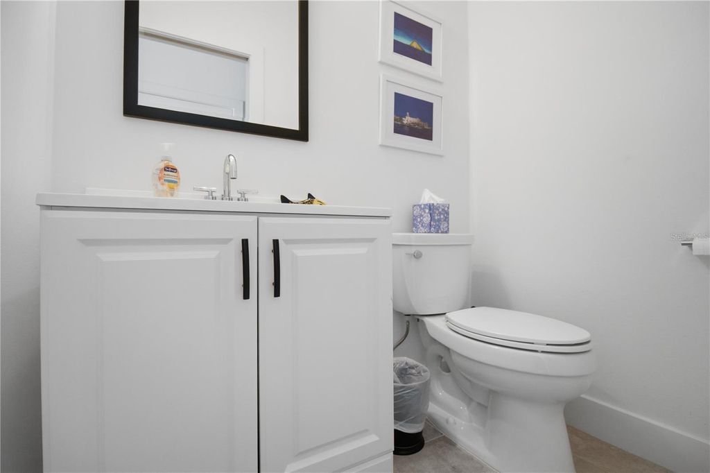 Image 27 of property listing at 1912 RIVERSIDE DRIVE E, Bradenton, FL 34208