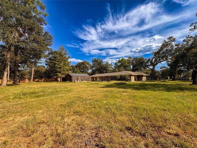 15331 Lake Lamond Road, Conroe, TX 77384