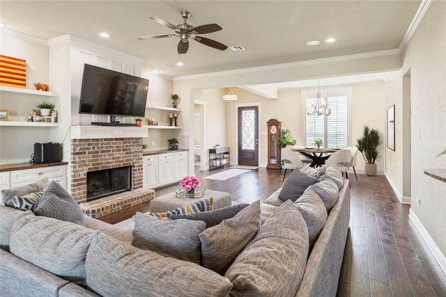 507 Stone Canyon Drive, Waco, TX 76657