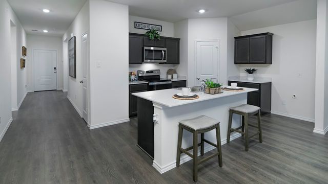 204 Van Horn Drive, Terrell, TX 75160