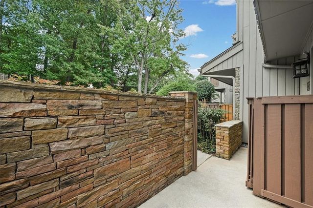 1237 Druid Knoll Drive NE, Brookhaven, GA 30319