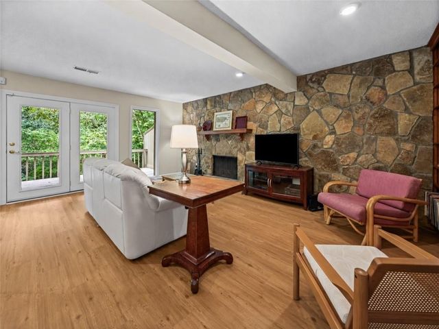 1237 Druid Knoll Drive NE, Brookhaven, GA 30319