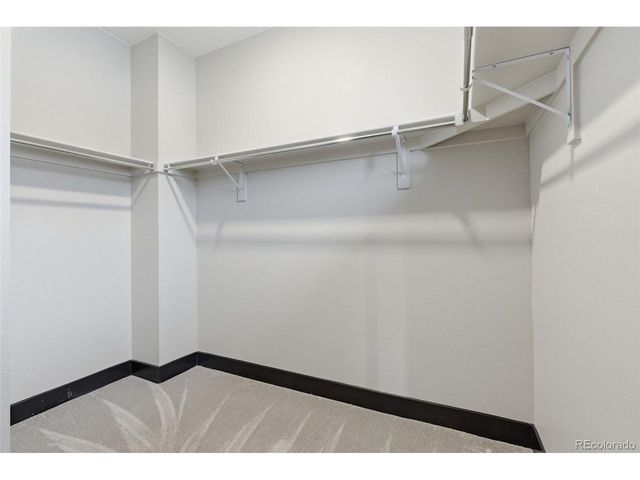 21412 E 61st Dr, Aurora, CO 80019