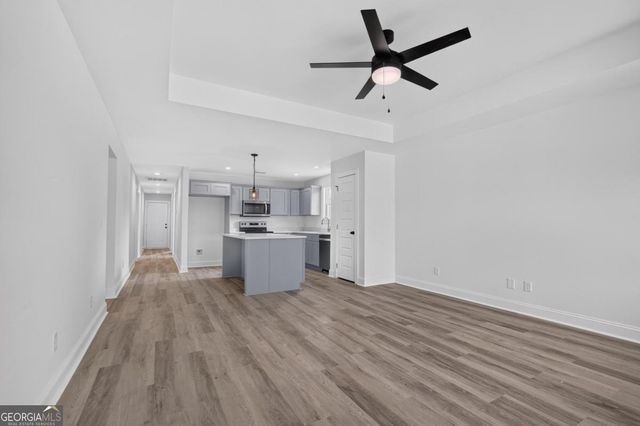 1061 Cassina Garden Way, Darien, GA 31305