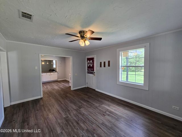2208 Glendale Avenue, Hattiesburg, MS 39401