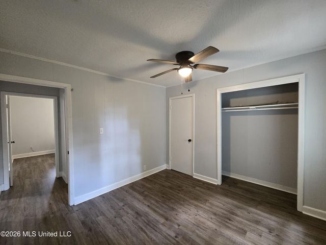 2208 Glendale Avenue, Hattiesburg, MS 39401