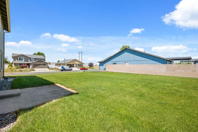 9714 W Caelen Ave, Cheney, WA 99004
