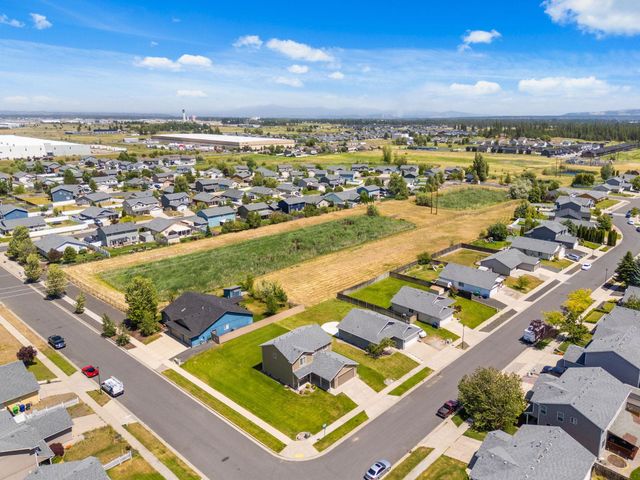 9714 W Caelen Ave, Cheney, WA 99004