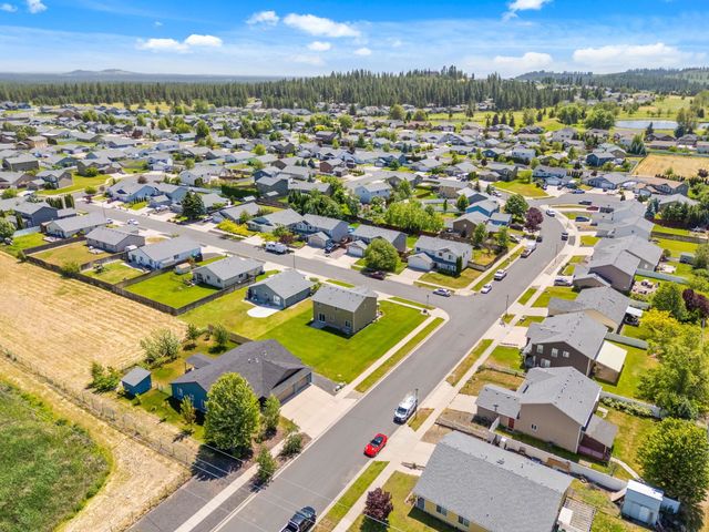9714 W Caelen Ave, Cheney, WA 99004