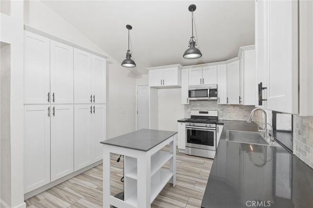 9841 Golden Arrow, Rancho Cucamonga, CA 91701