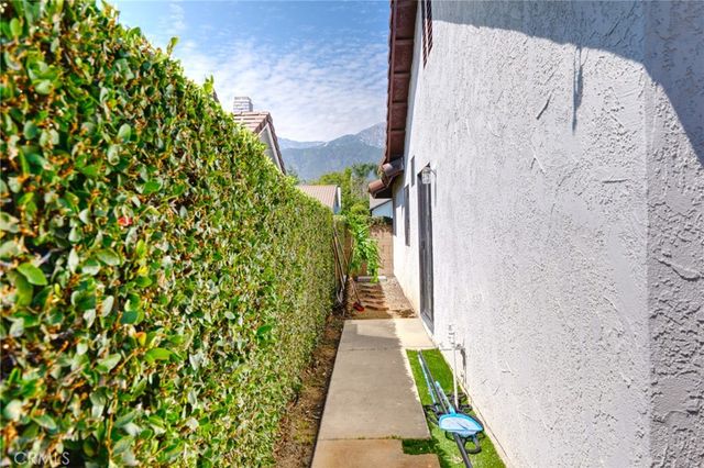9841 Golden Arrow, Rancho Cucamonga, CA 91701