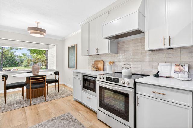 4316 Winding Way, Benbrook, TX 76126