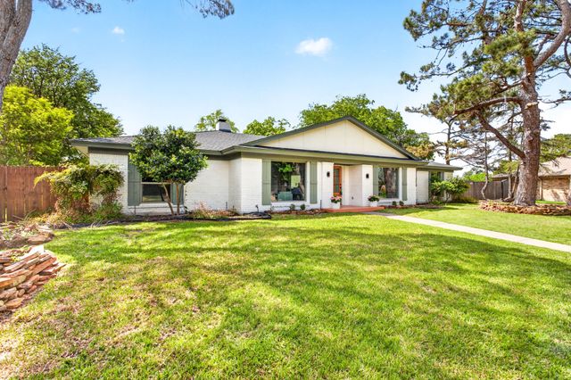 4316 Winding Way, Benbrook, TX 76126