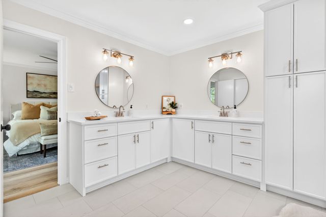 4316 Winding Way, Benbrook, TX 76126