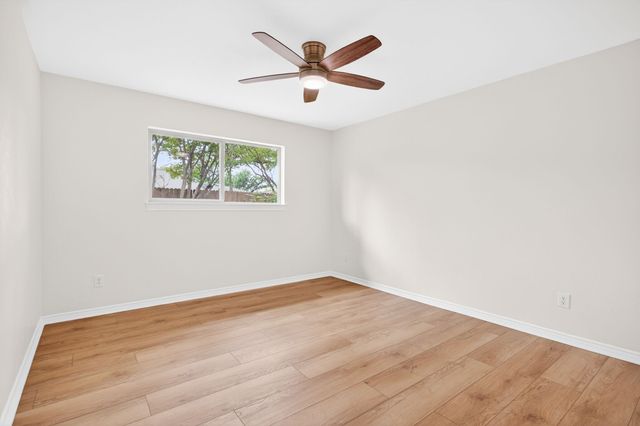 4316 Winding Way, Benbrook, TX 76126