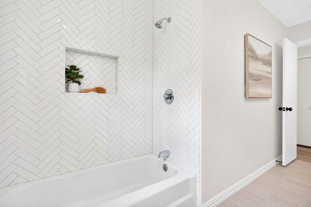 4316 Winding Way, Benbrook, TX 76126