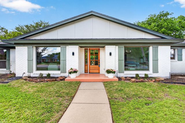 4316 Winding Way, Benbrook, TX 76126