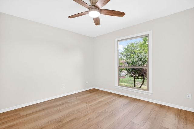 4316 Winding Way, Benbrook, TX 76126