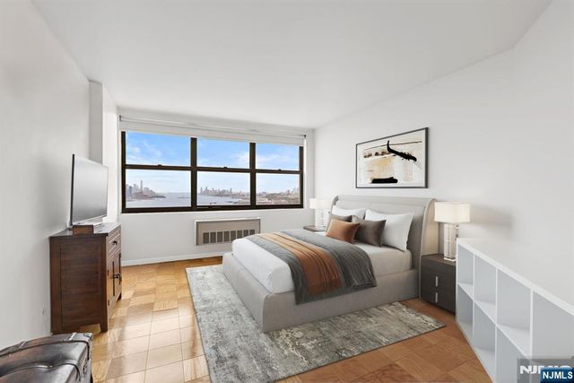 7002 Boulevard East 32F, Guttenberg, NJ 07093