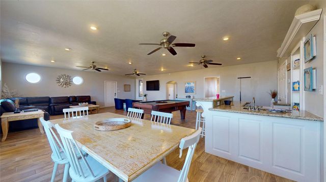 3433 Sand Castle Lane, Crystal Beach, TX 77650
