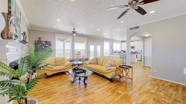 3433 Sand Castle Lane, Crystal Beach, TX 77650