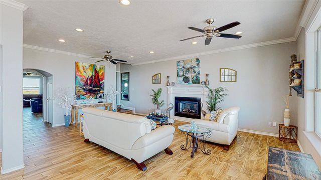 3433 Sand Castle Lane, Crystal Beach, TX 77650