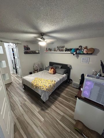 1927 Players Place, North Lauderdale, FL 33068