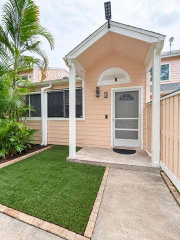 1927 Players Place, North Lauderdale, FL 33068