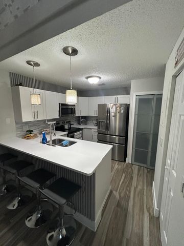 1927 Players Place, North Lauderdale, FL 33068