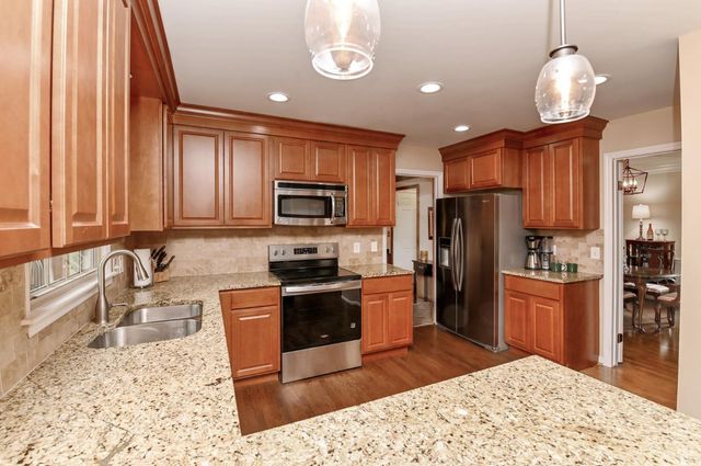 2475 Pond Run Avenue, Anderson Twp, OH 45244