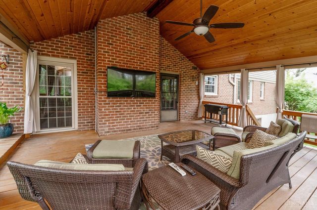 2475 Pond Run Avenue, Anderson Twp, OH 45244