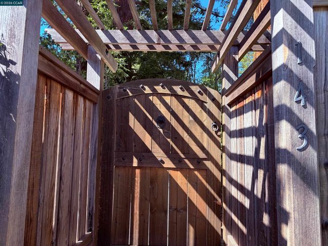 143 Pulido Rd, Danville, CA 94526