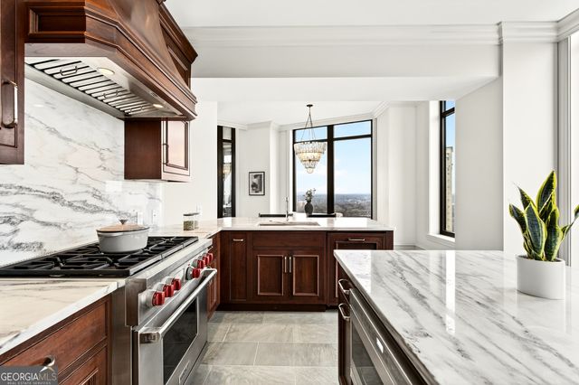 3376 Peachtree Road NE 41A, Atlanta, GA 30326