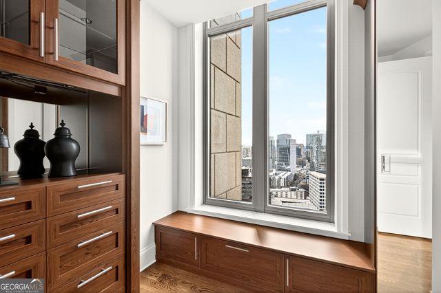 3376 Peachtree Road NE 41A, Atlanta, GA 30326